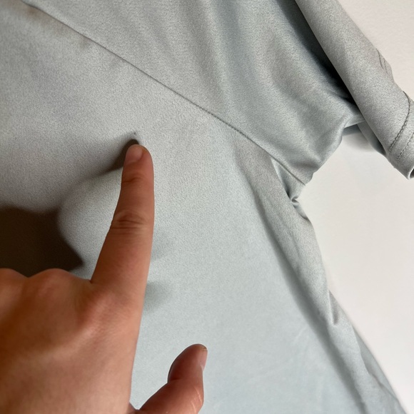 Under Armour | Loose Fit Shirt - Picture 3 of 8